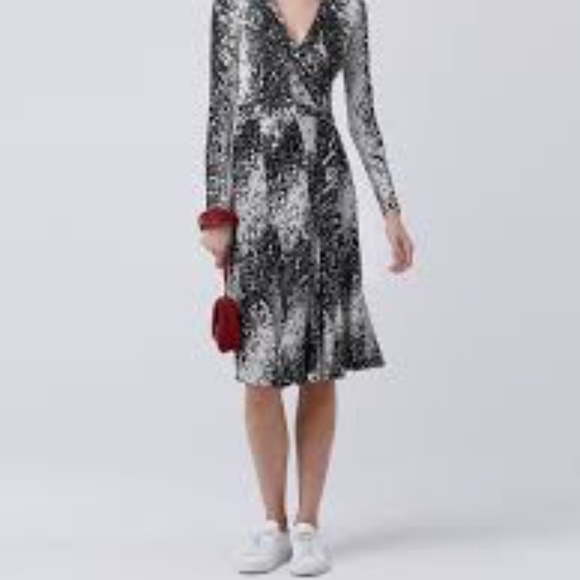 Diane Von Furstenberg Classic Wrap Dress - Picture 11 of 11